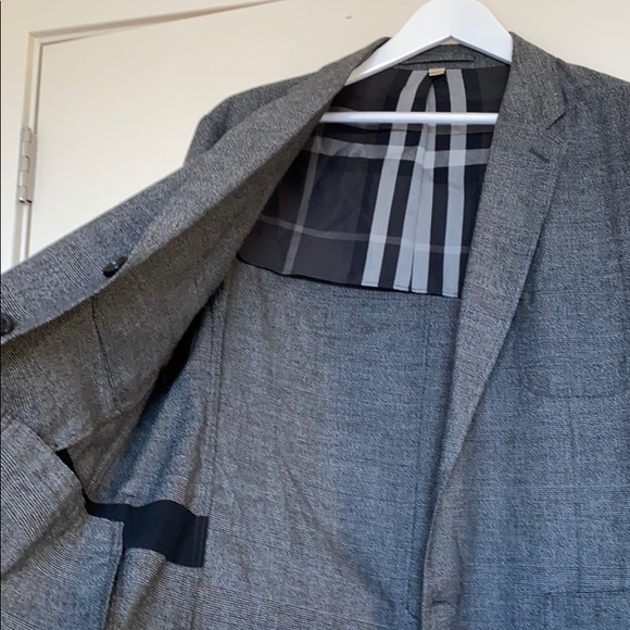 Burberry Lightweight Blazer - Picture 3 of 4